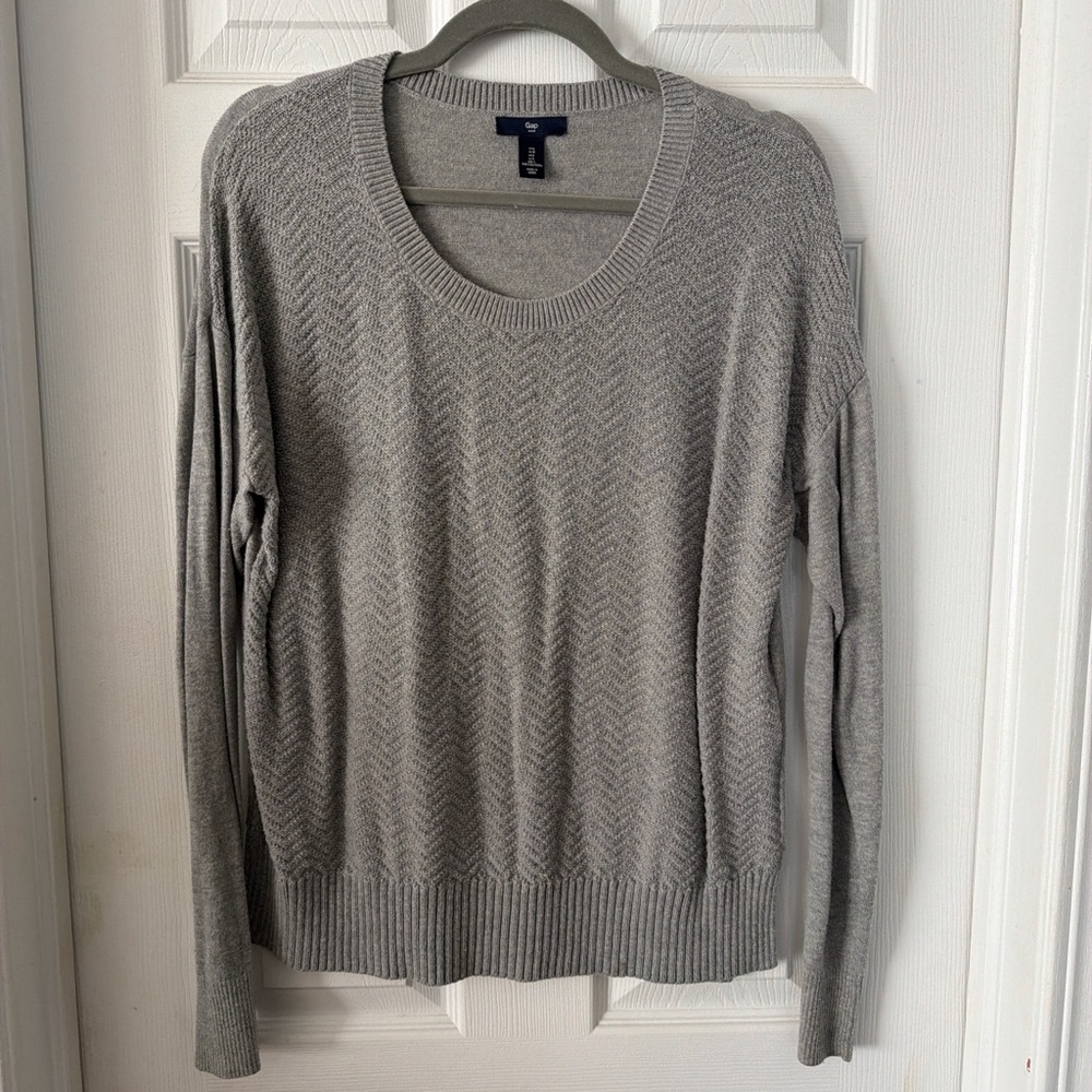 GAP Gray Knit Sweater